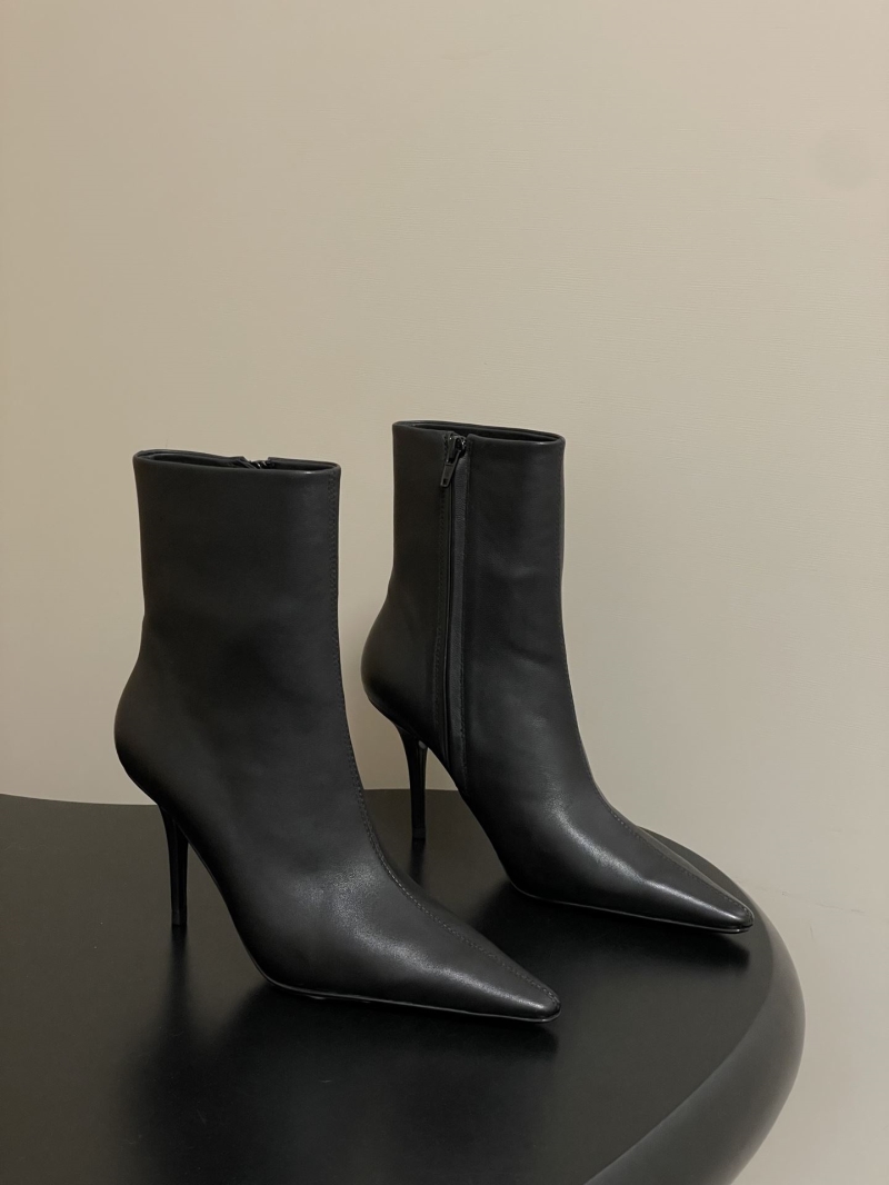 Y51 boots